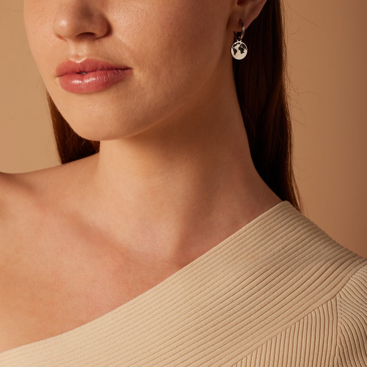 LivLiv stainless steel oorring met wereldbol voor dames