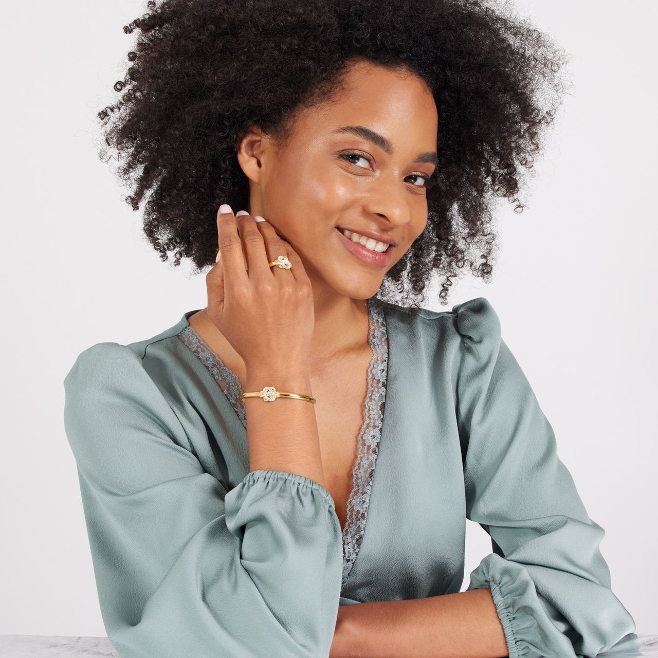 Stainless steel goldplated bangle met kristal voor dames