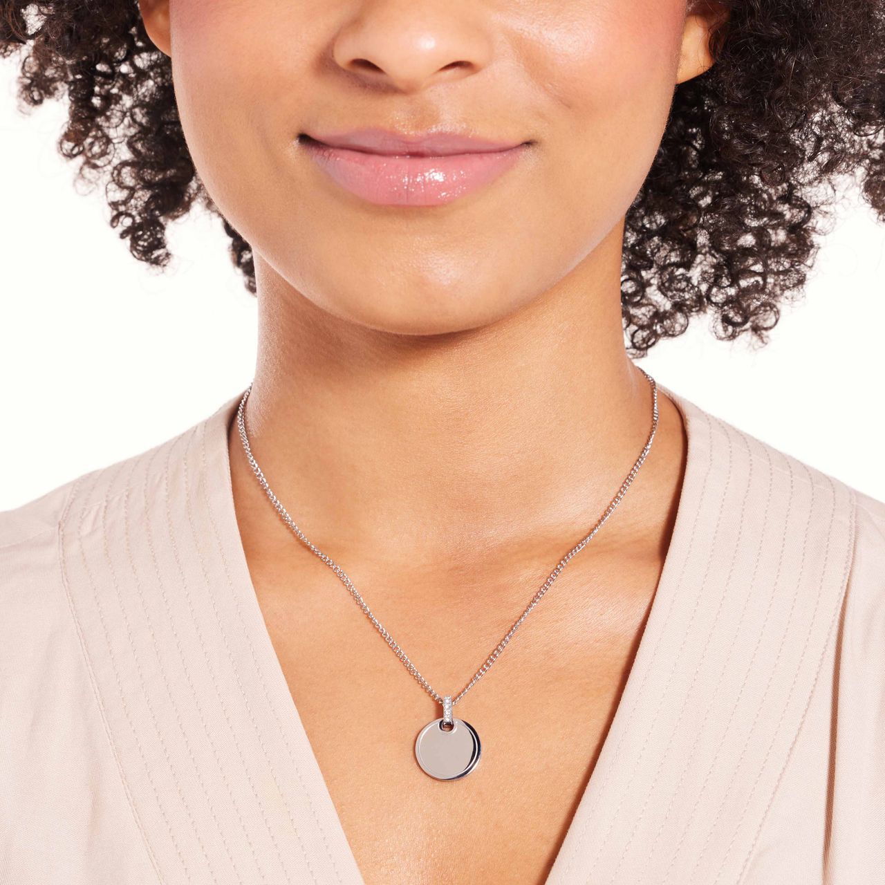 Gerecycled stainless steel ketting met bewerkte munt hanger voor dames