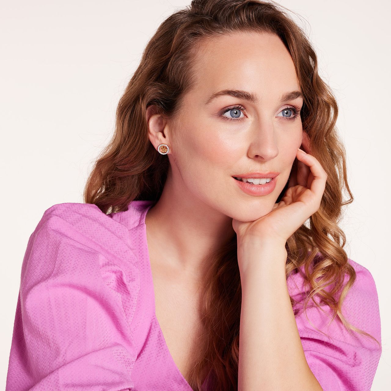 Guess stainless steel goldplated oorknoppen met kristal voor dames