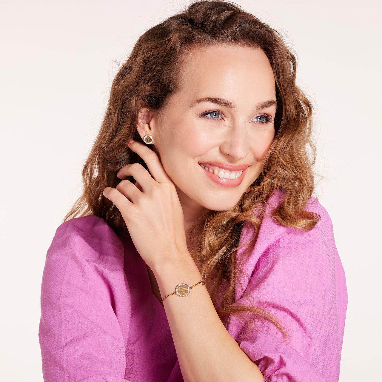 Guess stainless steel goldplated bedelarmband met kristal voor dames