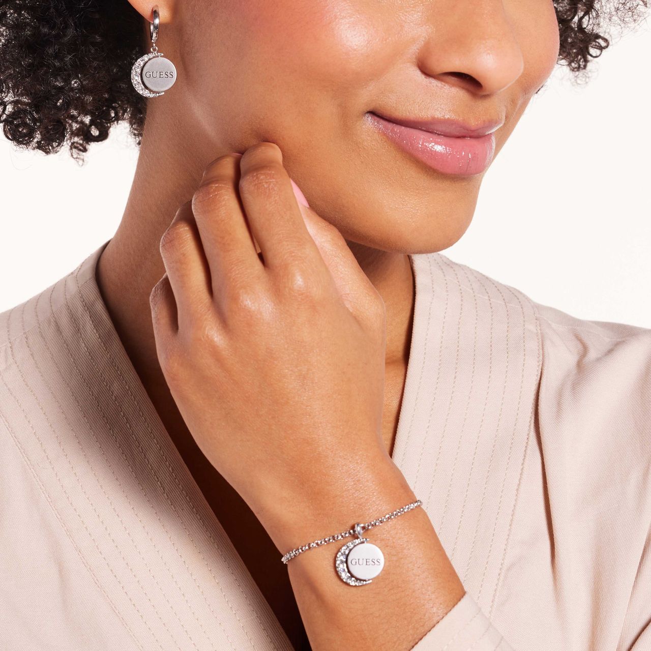 Guess stainless steel oorringen moon phases voor dames