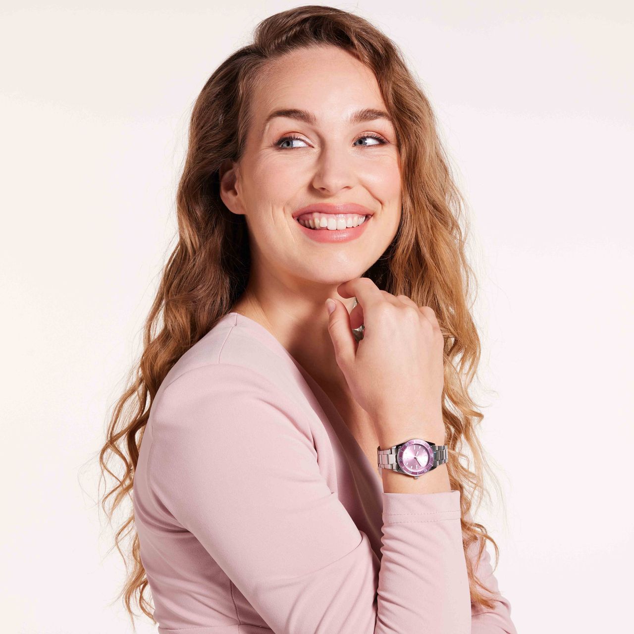 Regal Damenuhr mit Edelstahlarmband