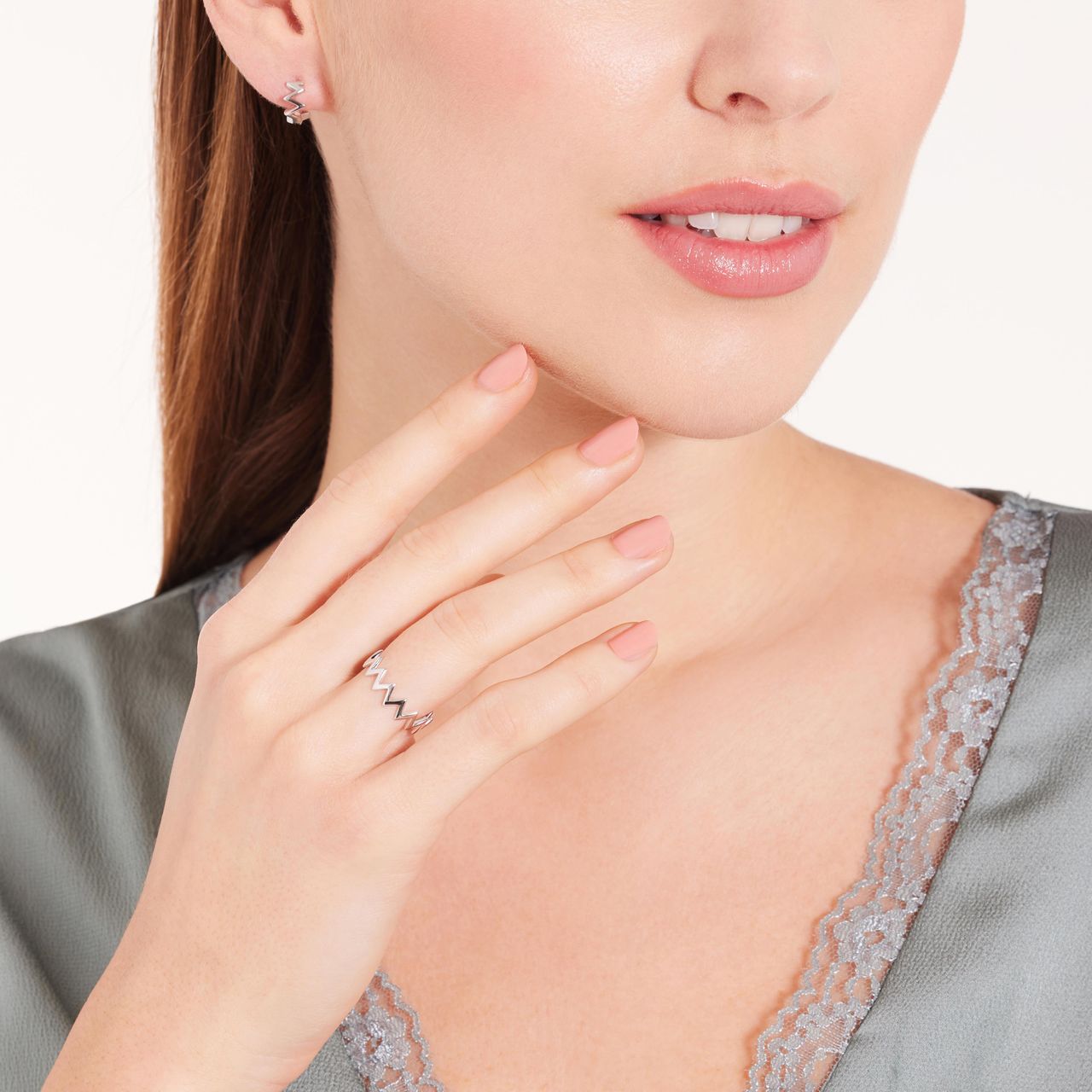 Silberner Ring Zick-Zack-Design rhodiniert