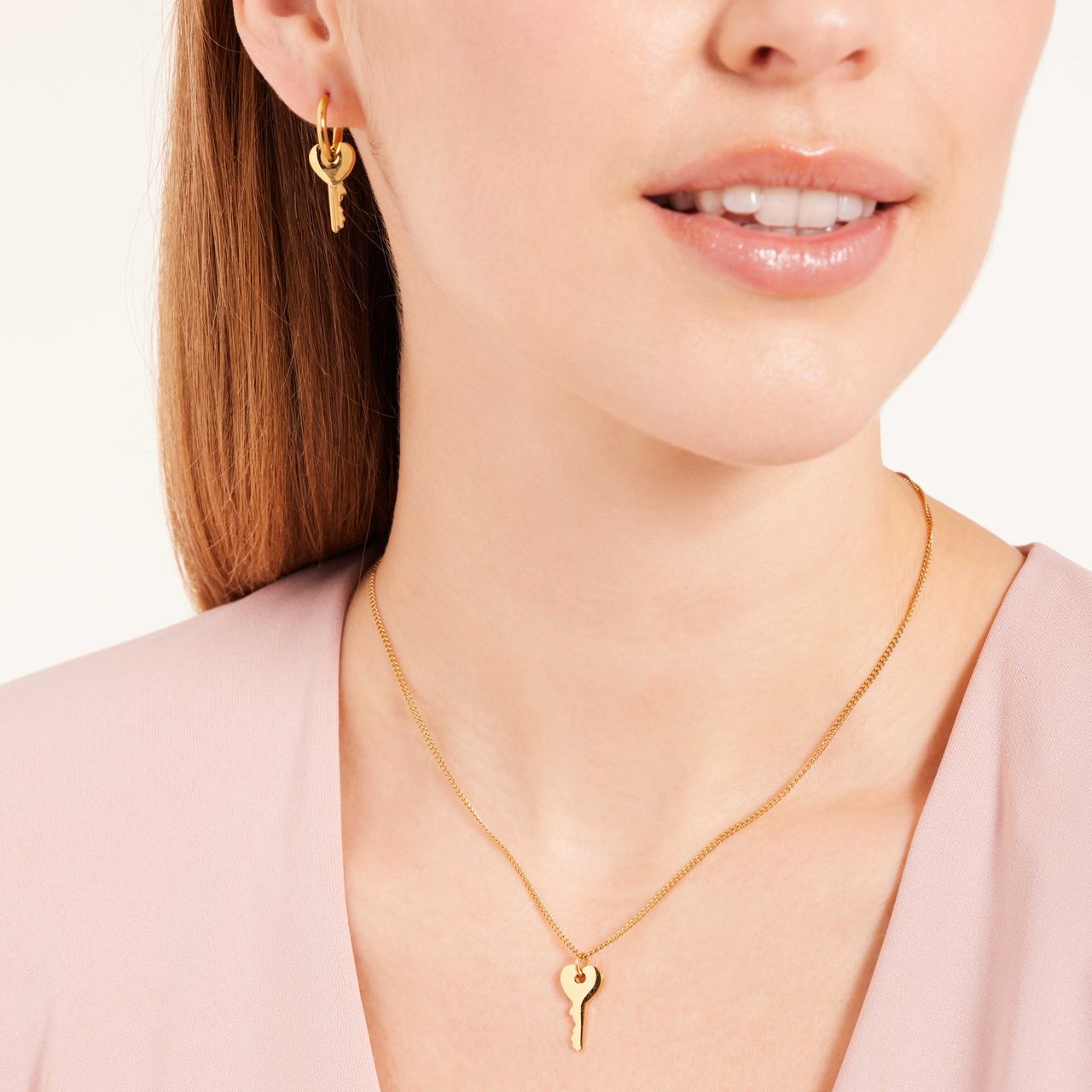 Stalen goldplated ketting met hanger sleutel