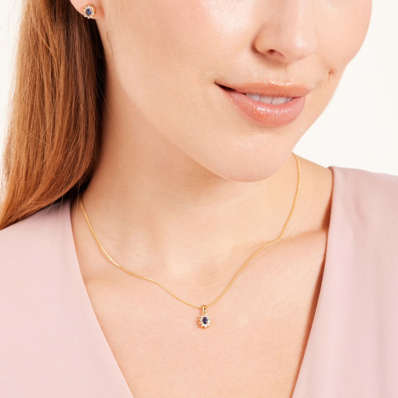 Zilveren goldplated oorknoppen met sapphire zirkonia voor dames