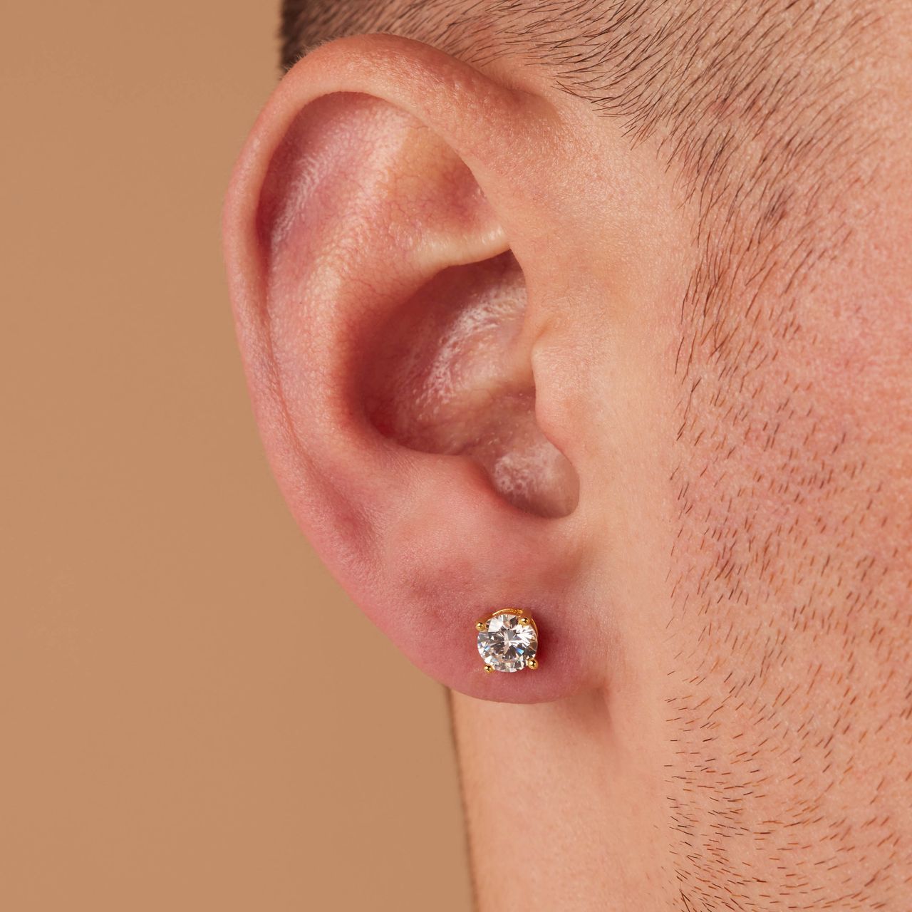 Zilveren goldplated oorbellen rond 6mm zirkonia