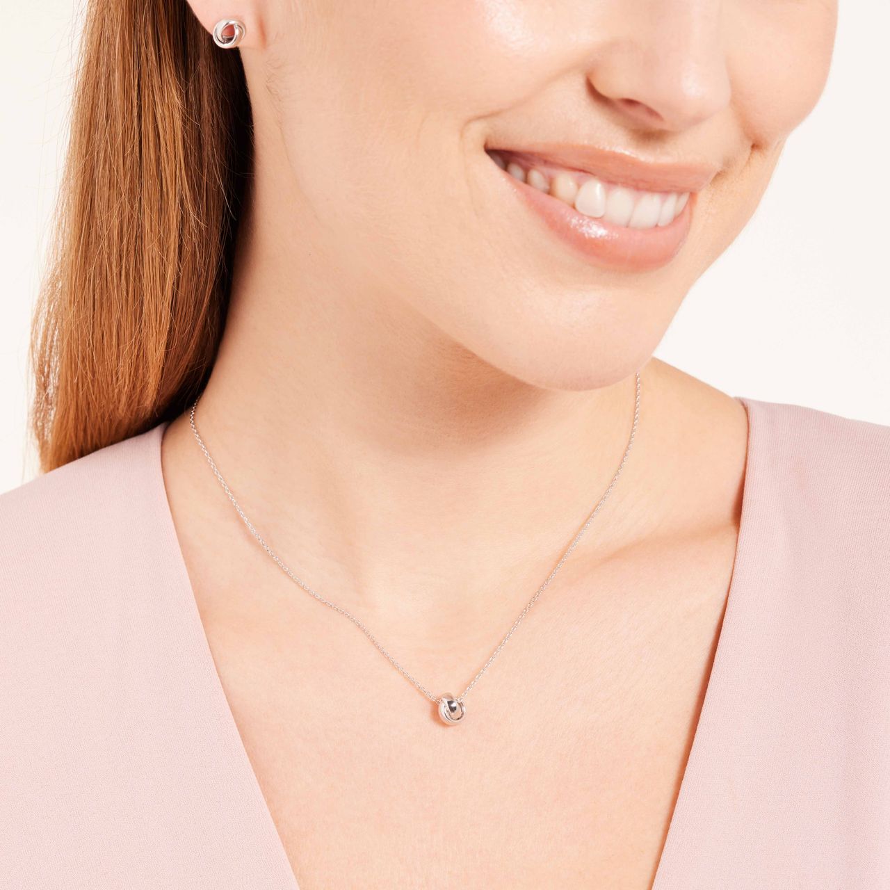 Zilveren ketting knoop