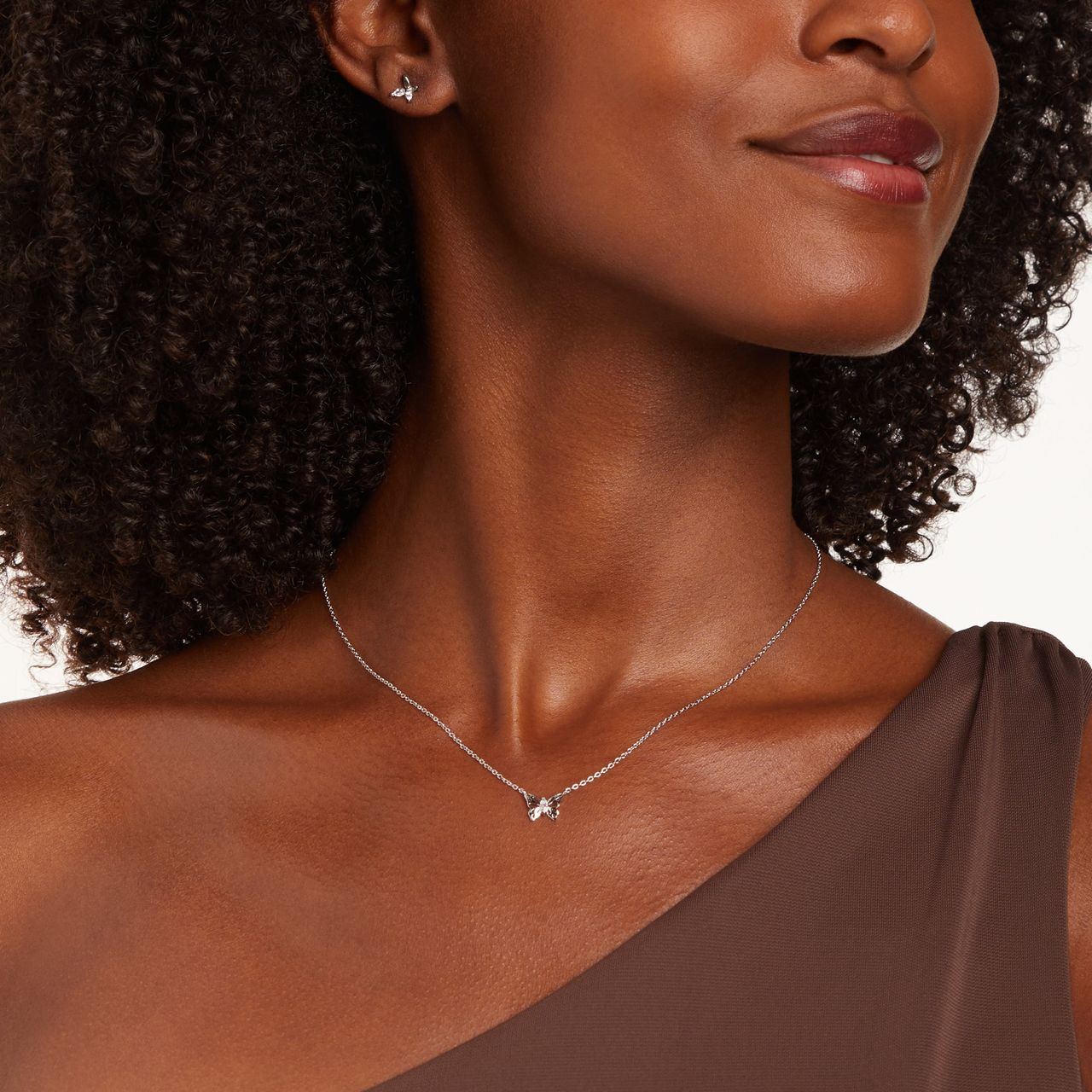 Zilveren ketting met hanger vlinder voor dames