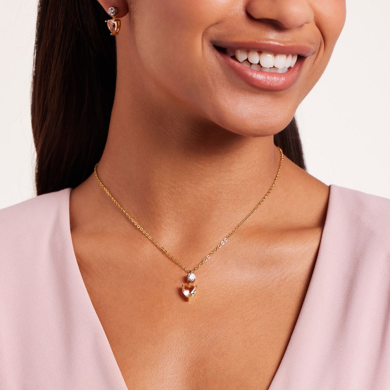 Stalen goldplated ketting vintage hart light peach/wit