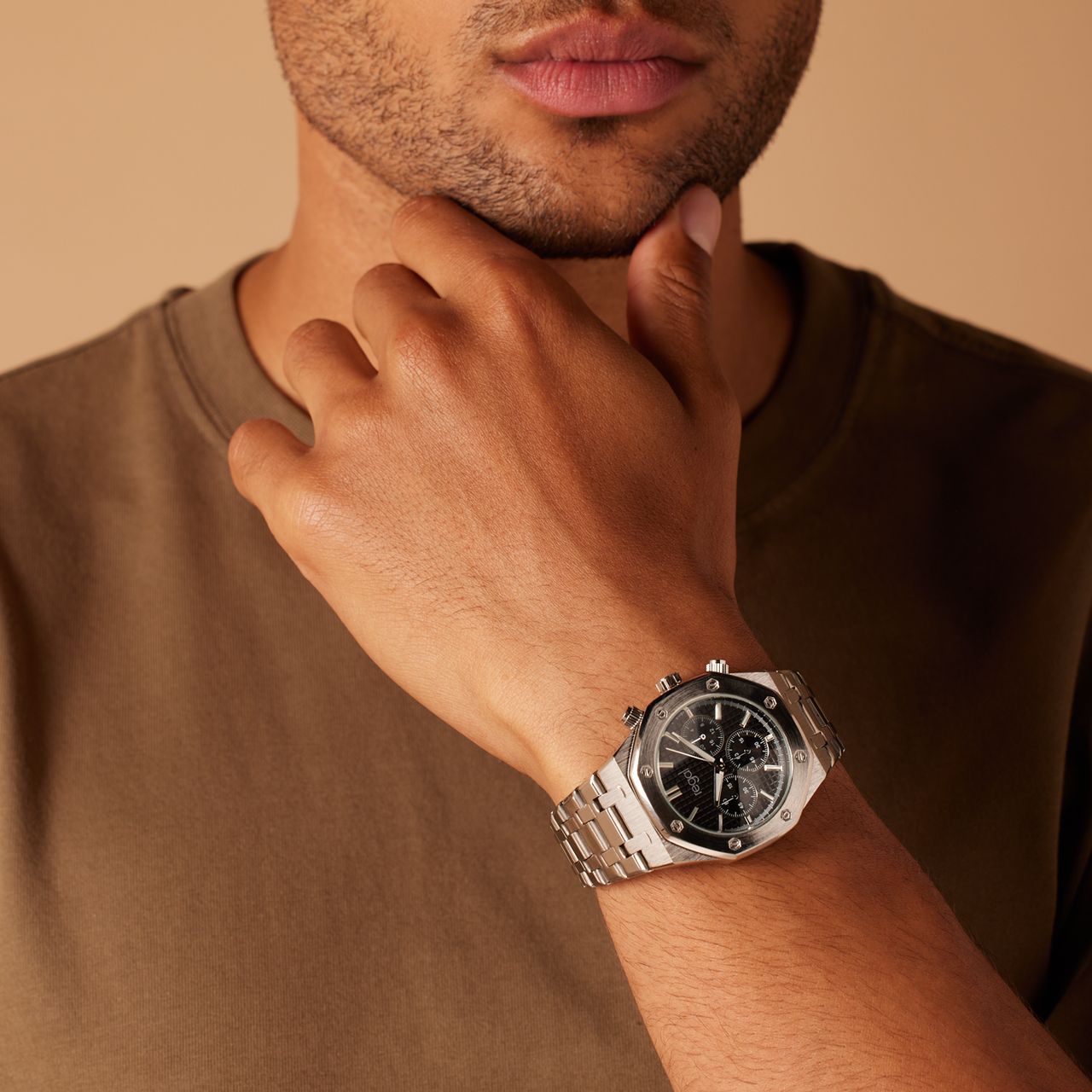 Regal heren horloge met stalen kast