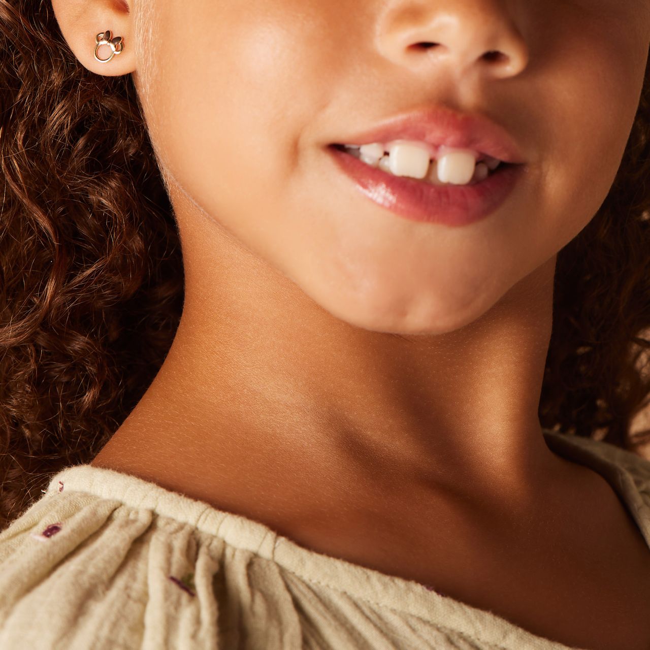 9 karaat oorbellen Minnie Mouse 