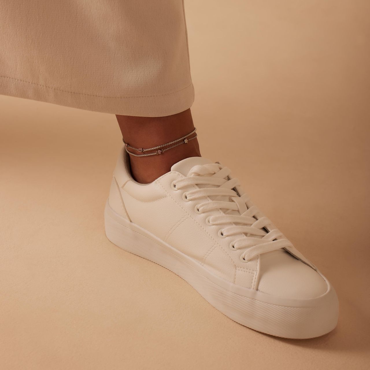 Dubbele stainless steel enkelbandje met steentje