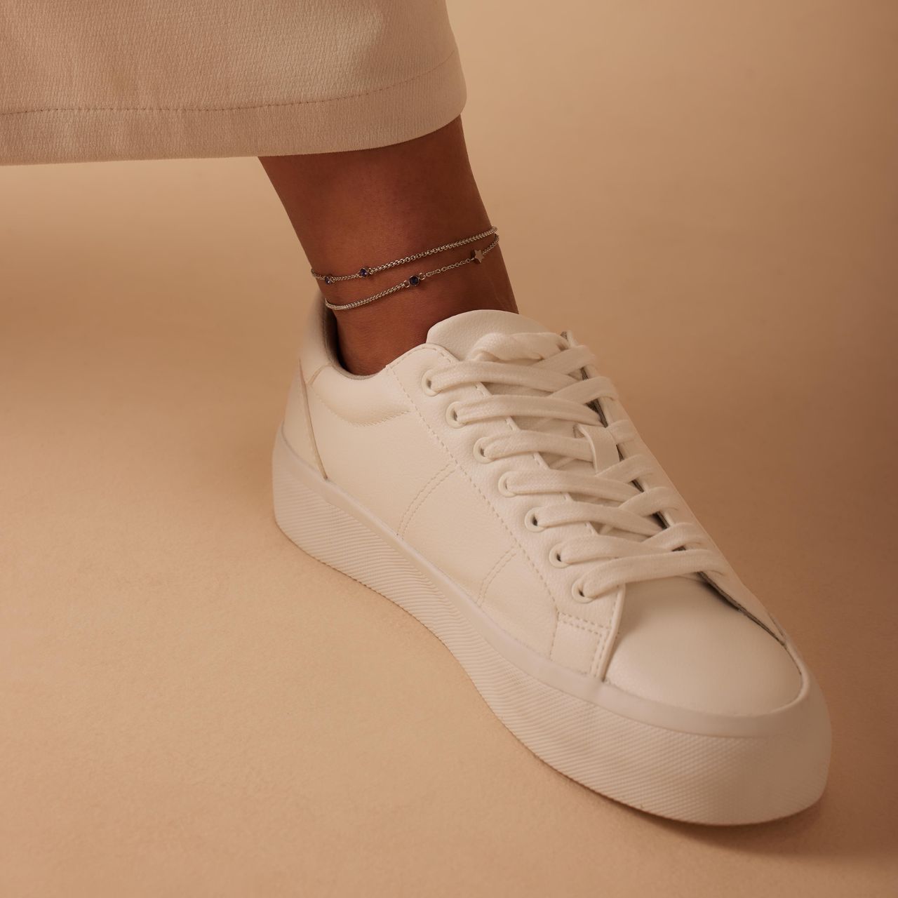 Dubbele stainless steel enkelbandje met steentje