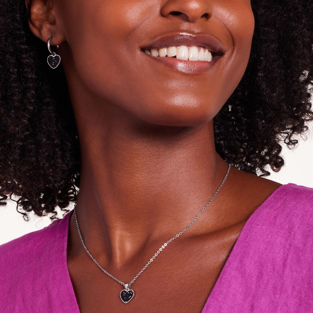 LivLiv stainless steel oorringen hart met kristal zwart voor dames