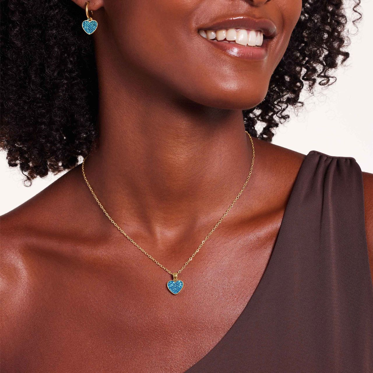 LivLiv stalen goldplated ketting hart met kristal aqua voor dames