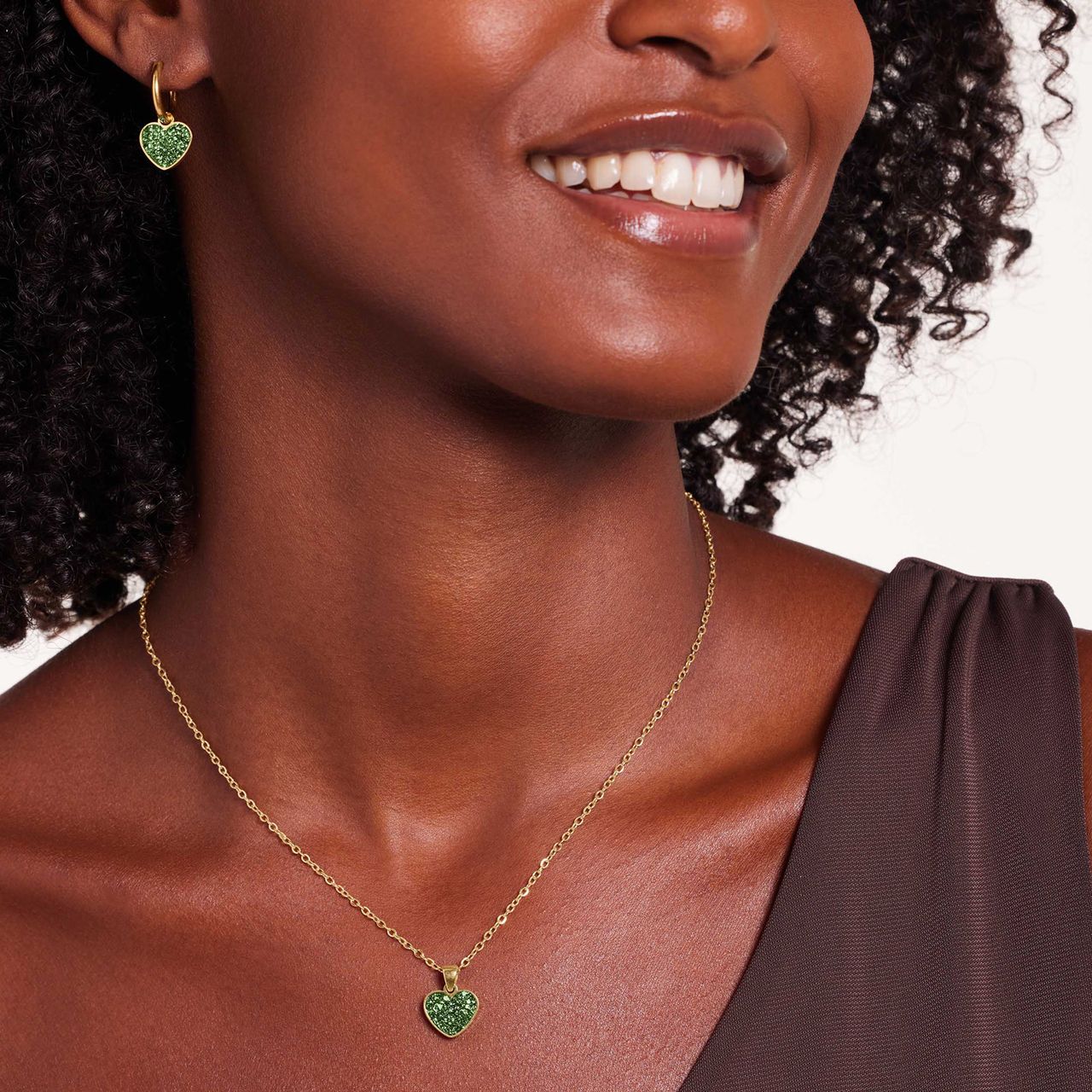 Stalen goldplated ketting met hanger hart met lichtgroen kristal voor dames