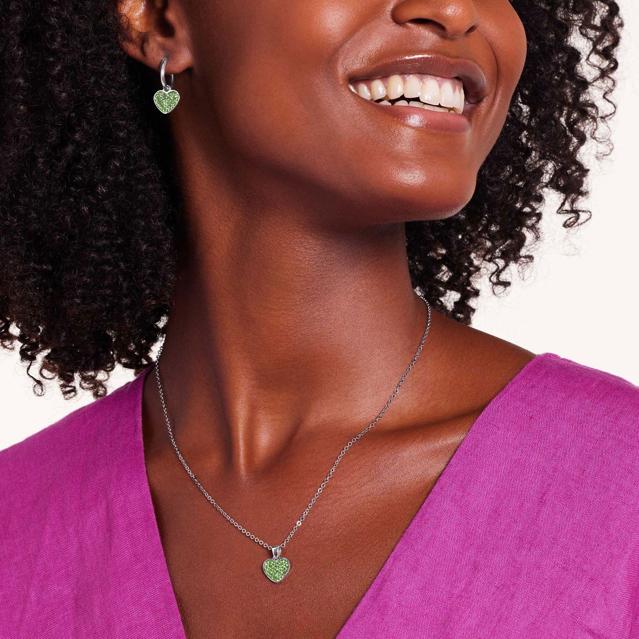 LivLiv stainless steel oorringen hart met kristal peridot voor dames