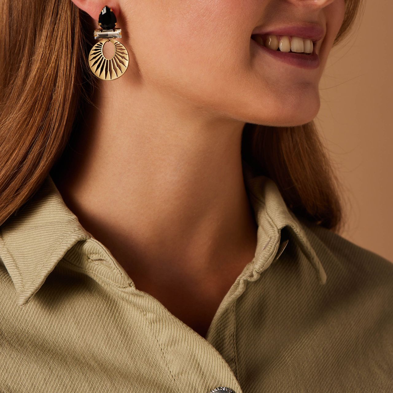 Stainless steel goldplated oorhangers bewerkt zwart voor dames