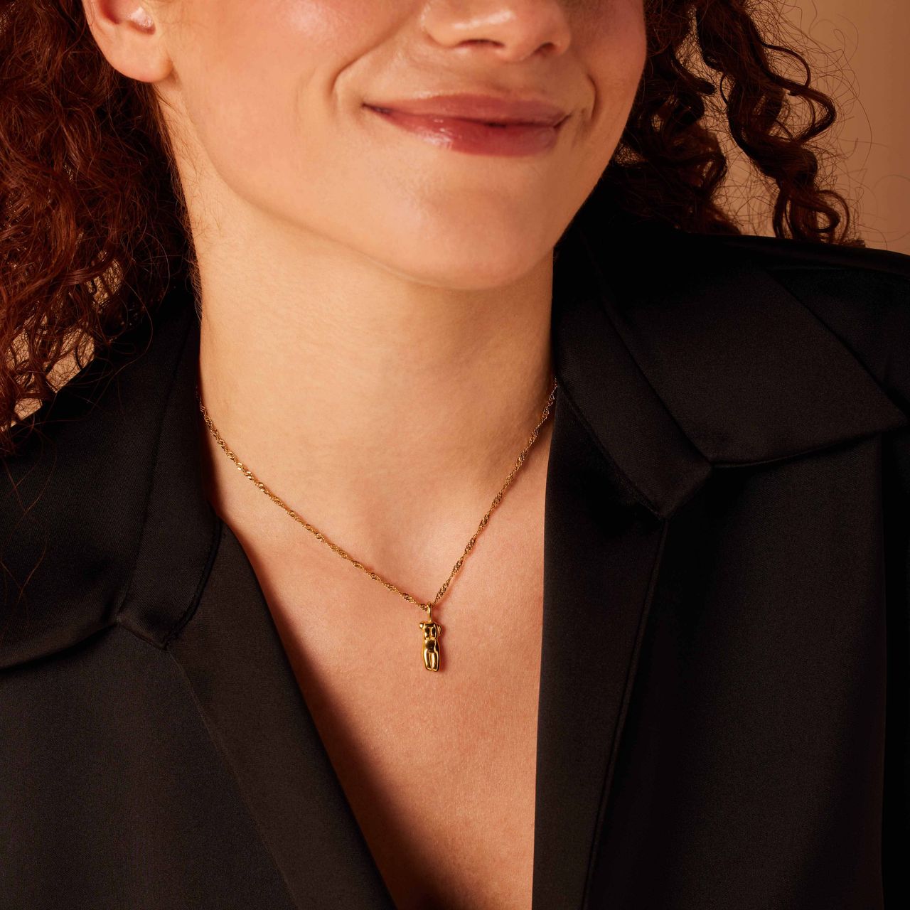 Stalen goldplated ketting met vrouwenlichaam voor dames
