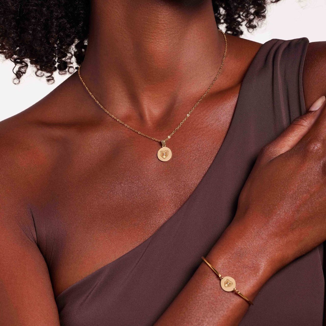 Stainless steel goldplated oorringen munt met zirkonia voor dames