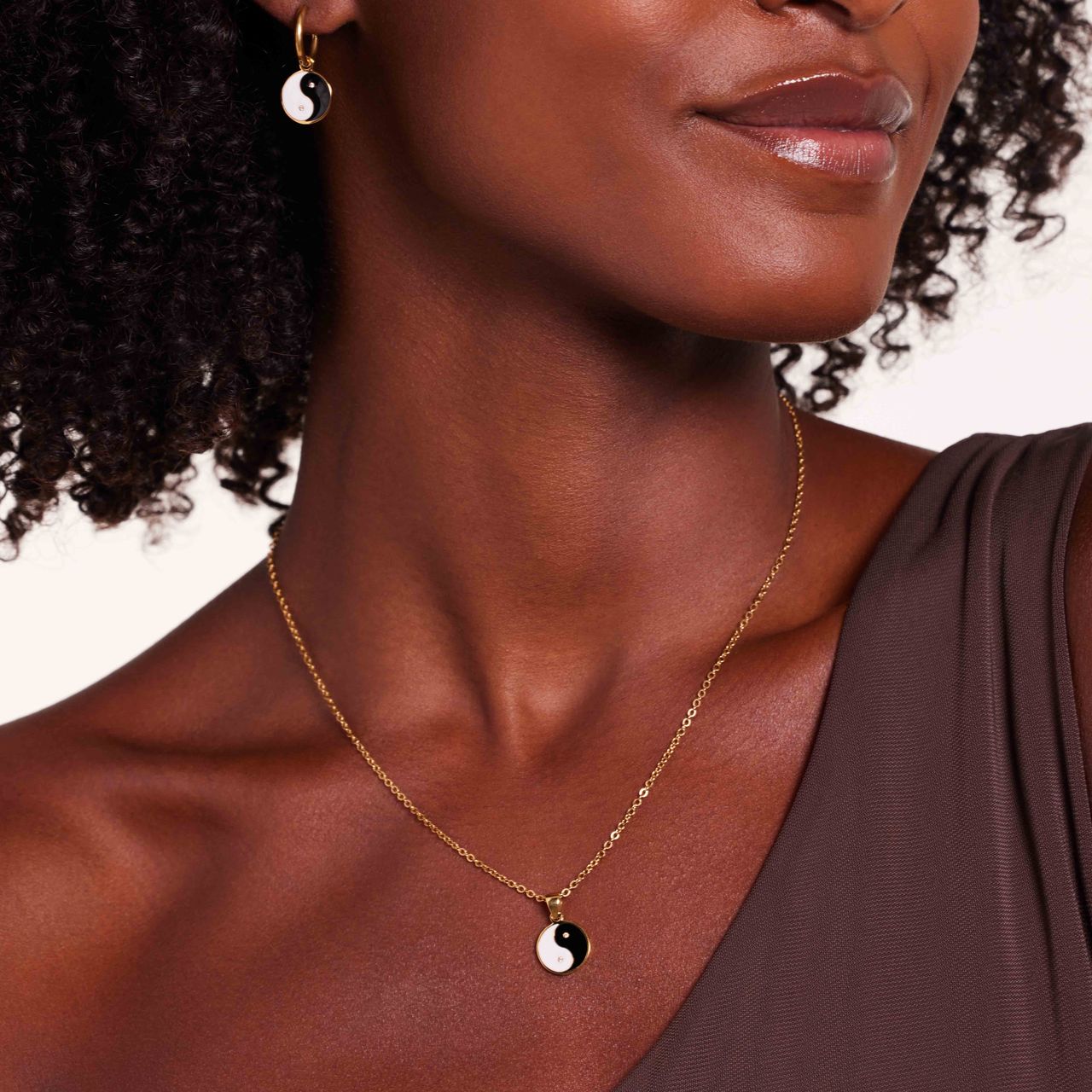 Stainless steel goldplated oorringen munt met zirkonia voor dames