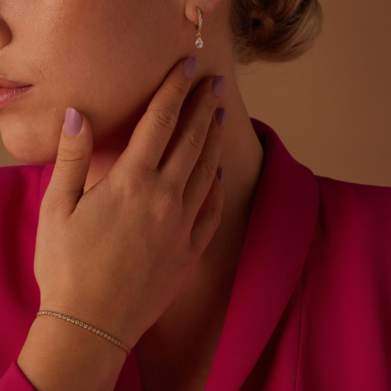 Zilveren goldplated oorringen druppel met zirkonia voor dames