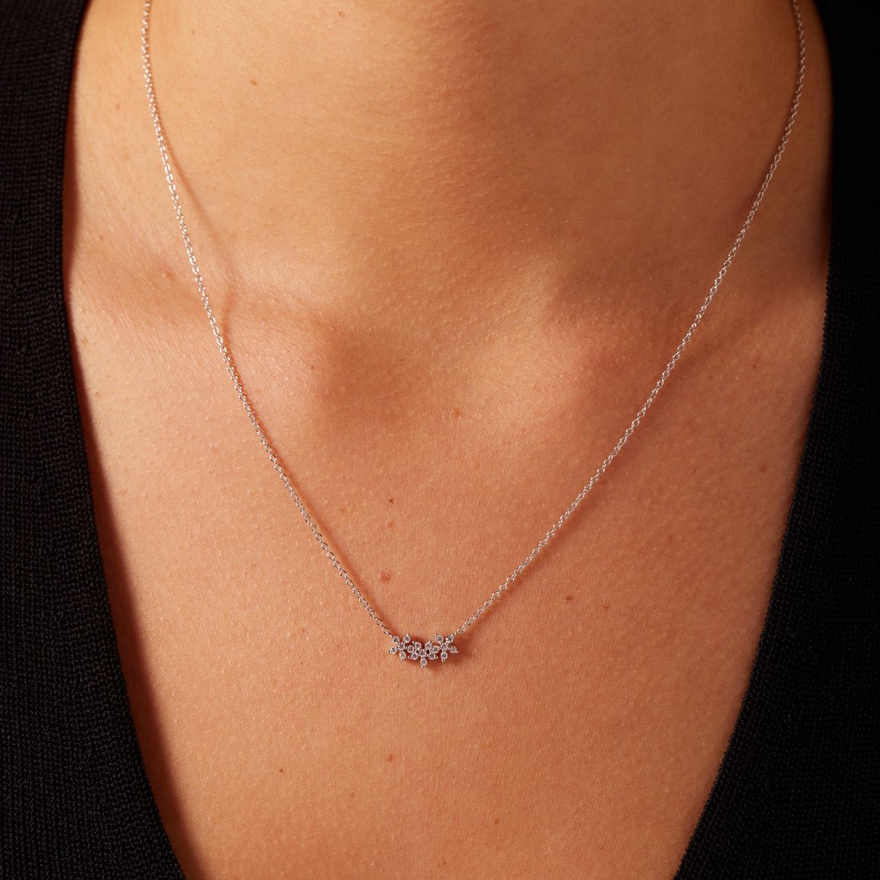 Collier, 925 Silber, drei Blumen mit Zirkonia