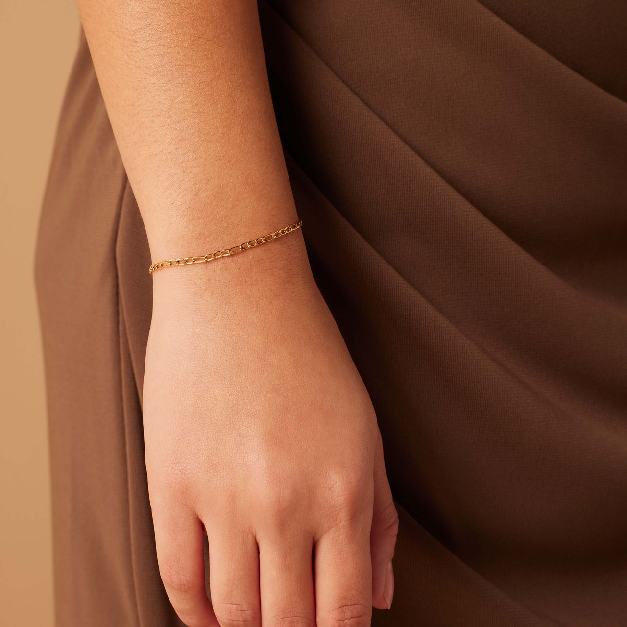 Stalen goldplated armband figaro 2mm
