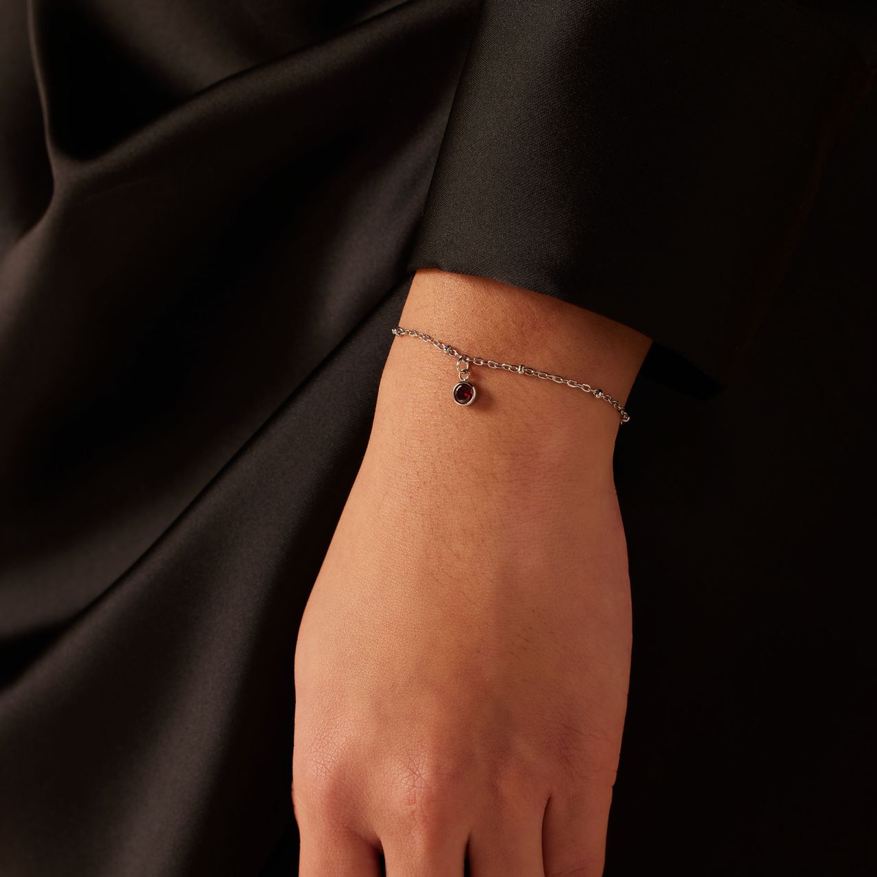 Stainless steel goldplated armband geboortesteen januari