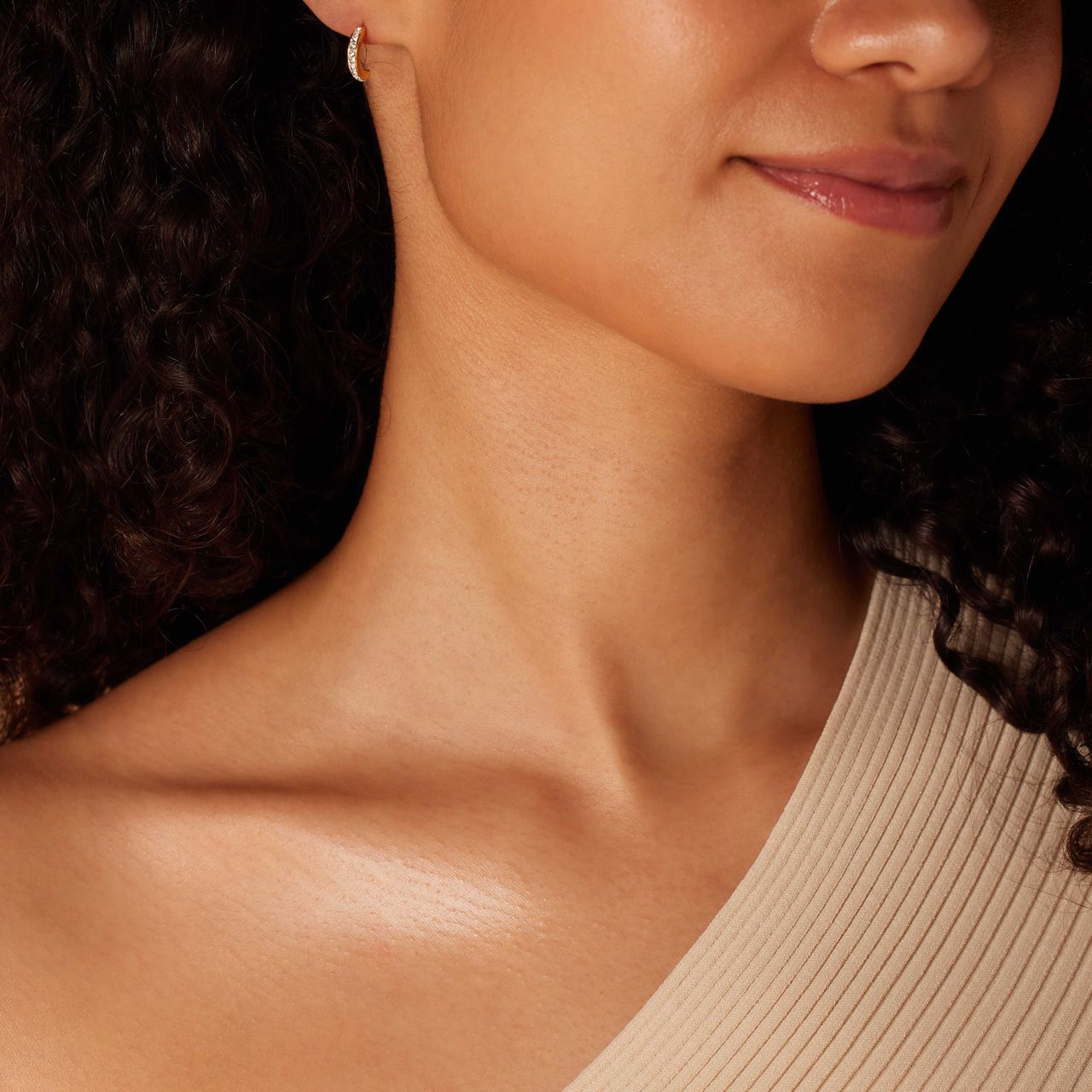 Earring 