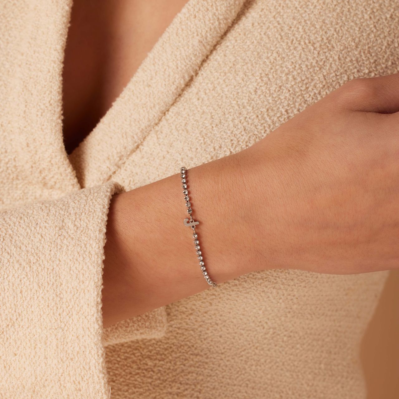 Tennisarmband aus Edelstahl, mit weißem kubischem Zirkonia, Buchstabe: J