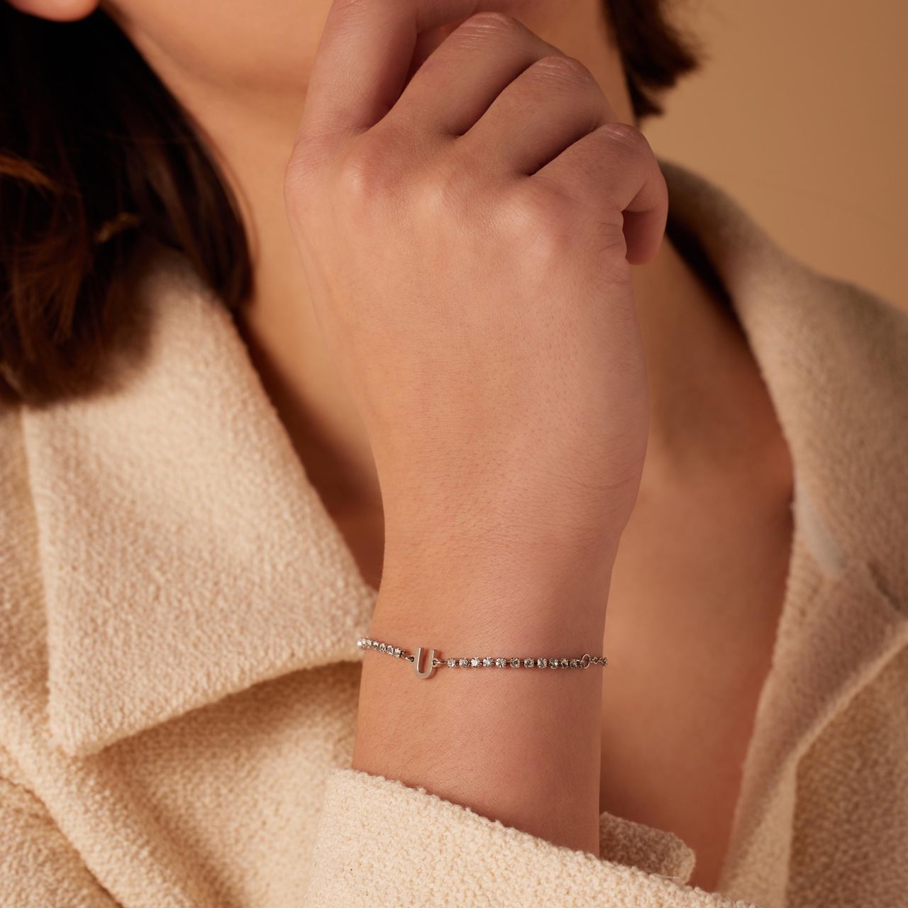 Stainless steel tennis armband wit cz letter - T