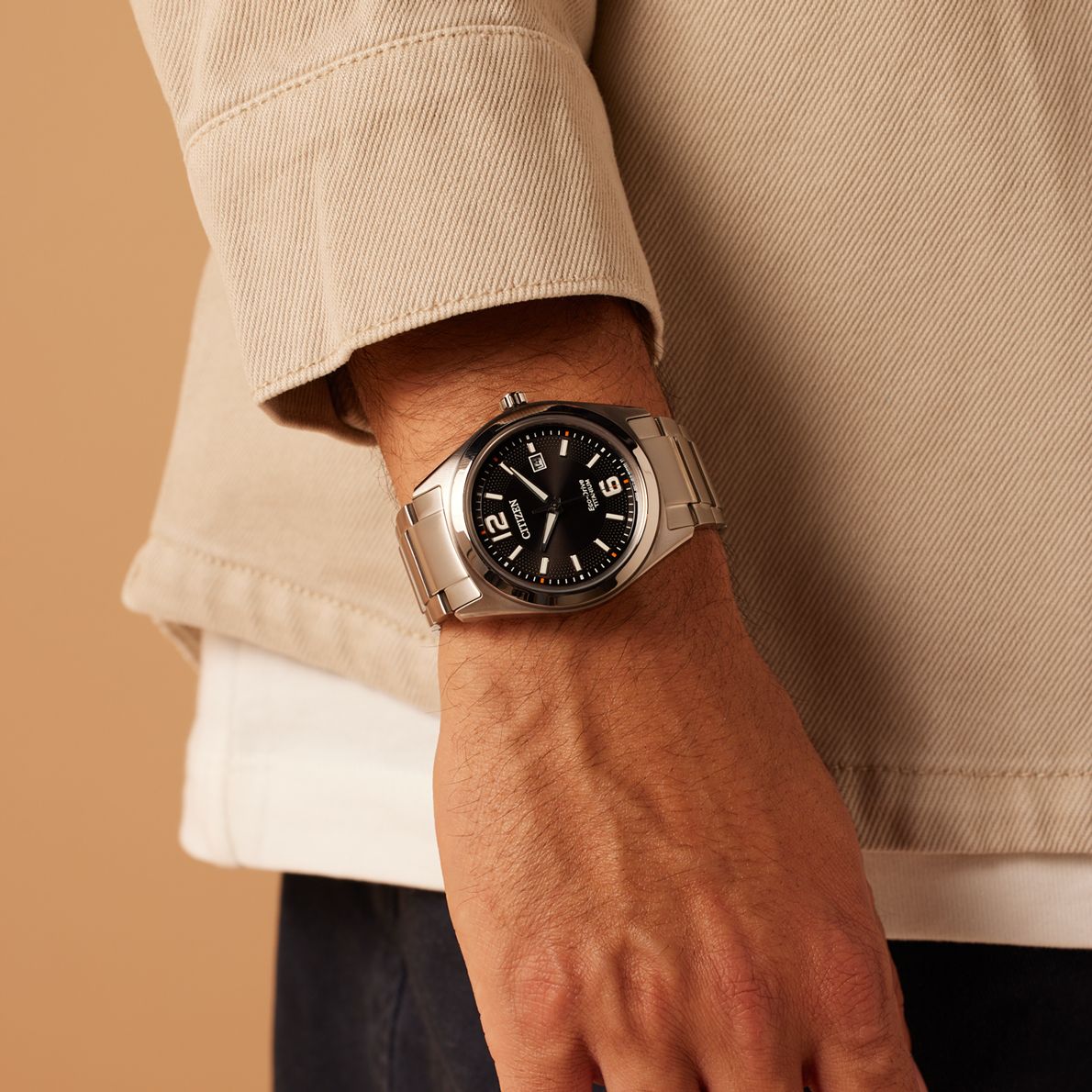 Citizen Titanium Solar Herrenarmbanduhr AW1641-81L