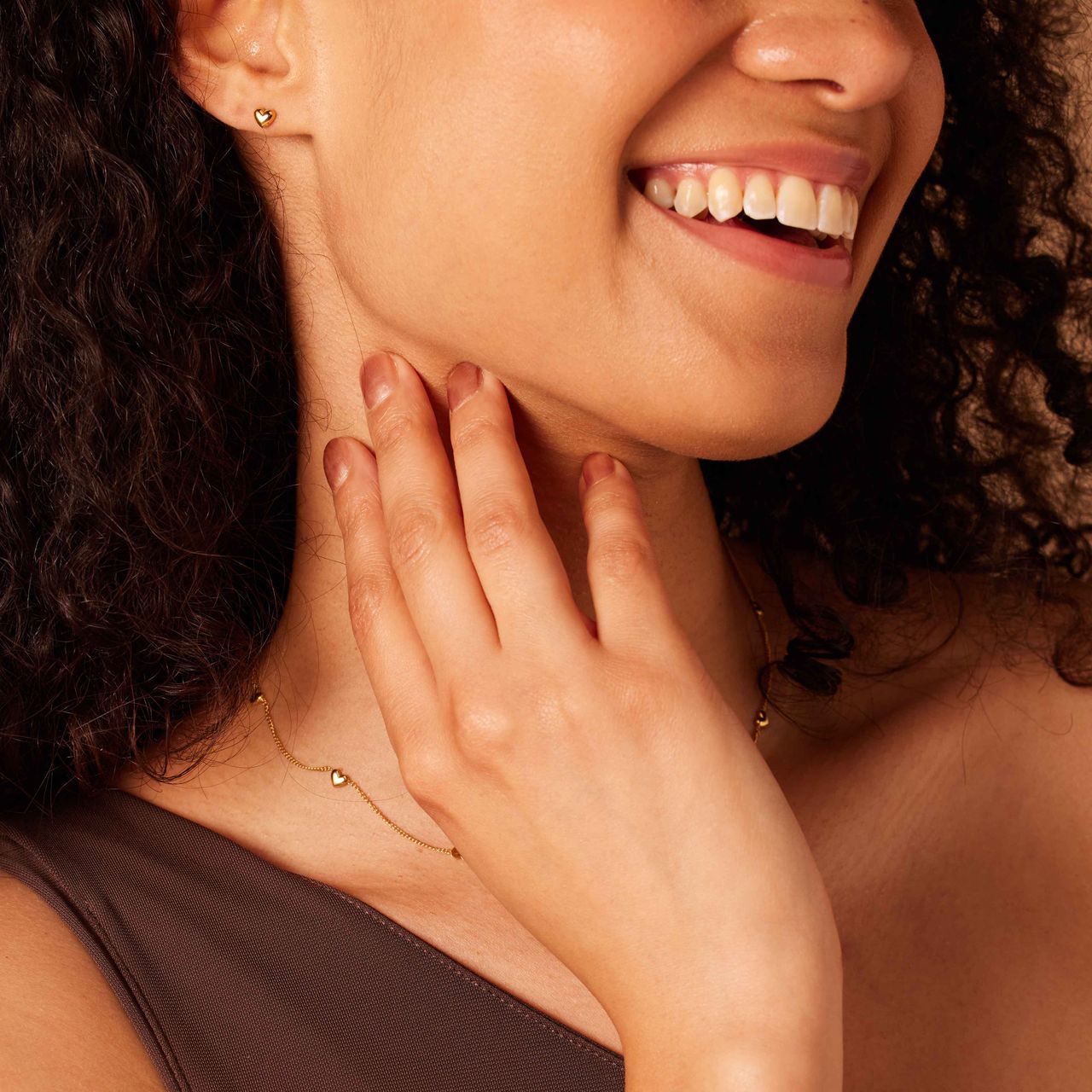 Stainless steel goldplated oorknop met hart