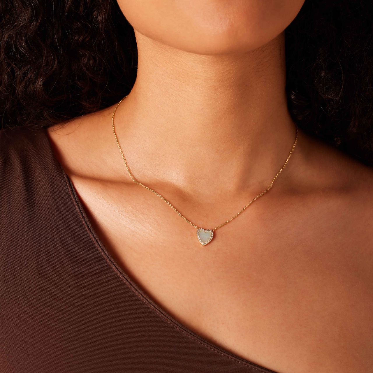 Zilveren goldplated ketting met hanger hart met amazoniet voor dames