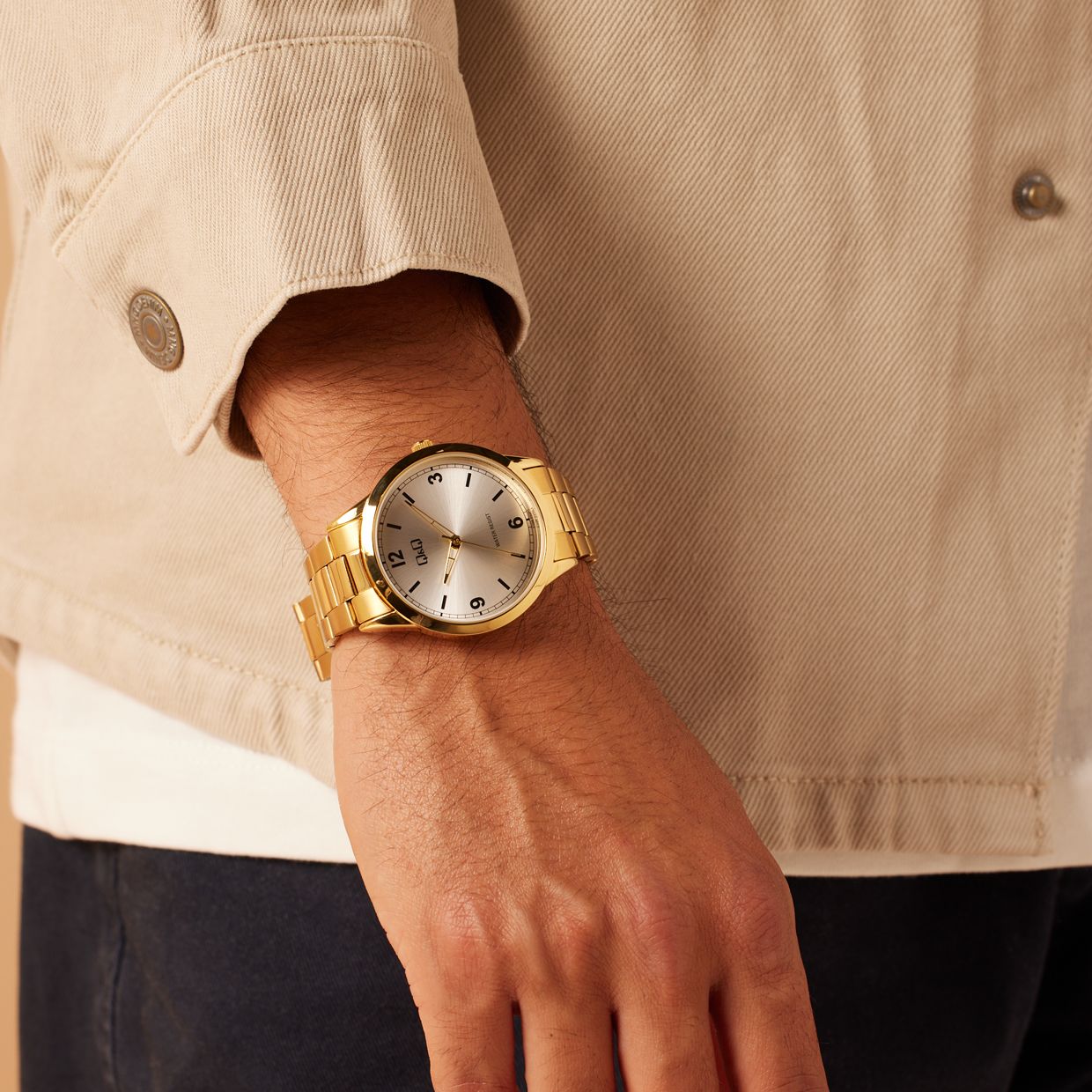 Q&Q goudkleurig stainless steel herenhorloge C10A-052PY