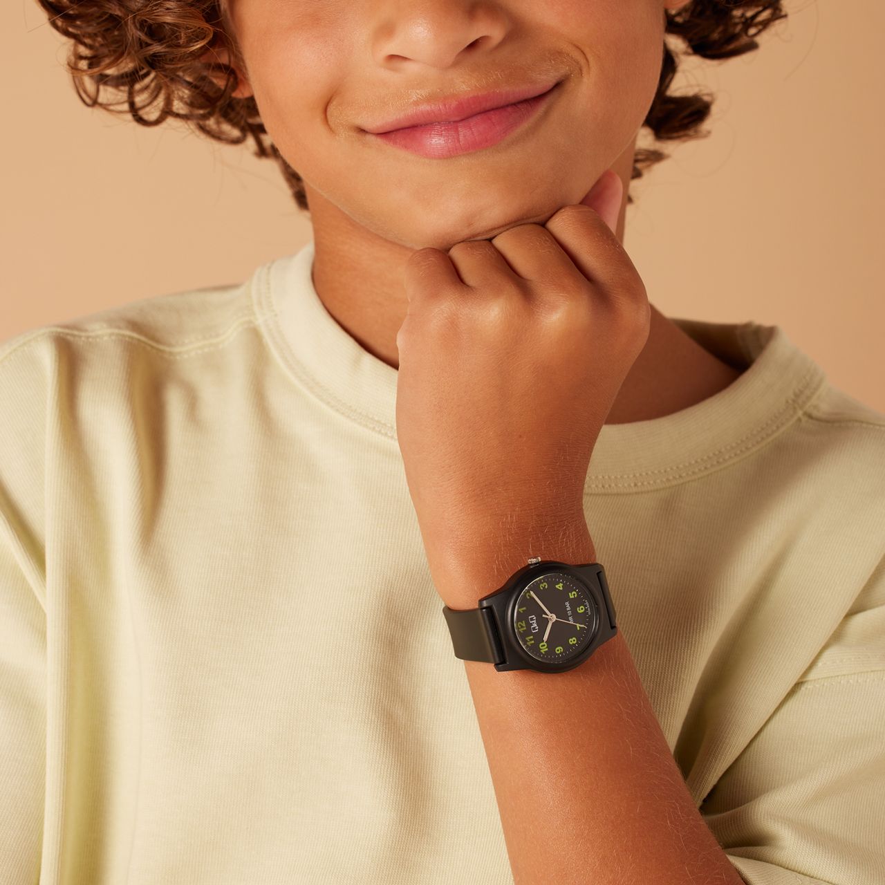 Q&Q Herrenuhr mit Gummi-Armband G23A-002VY