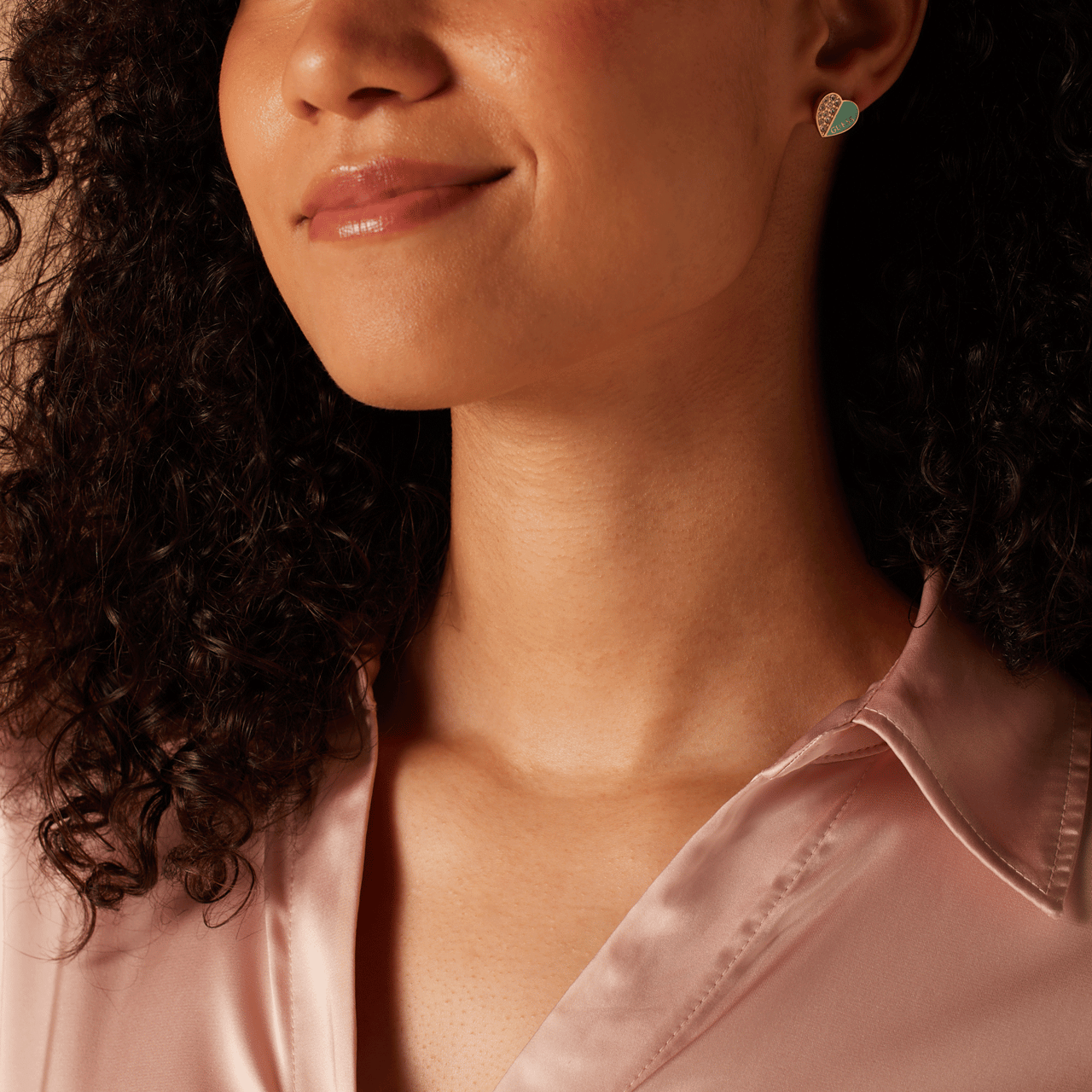 Guess stainless steel goldplated oorknoppen met kristal voor dames