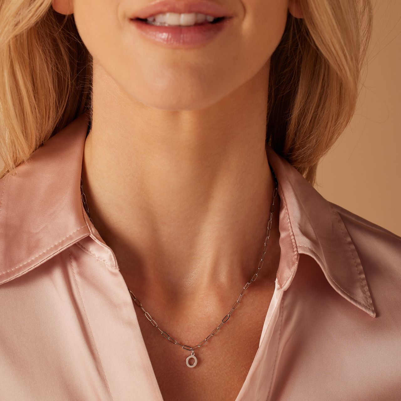 Stainless steel ketting closed forever met letter O