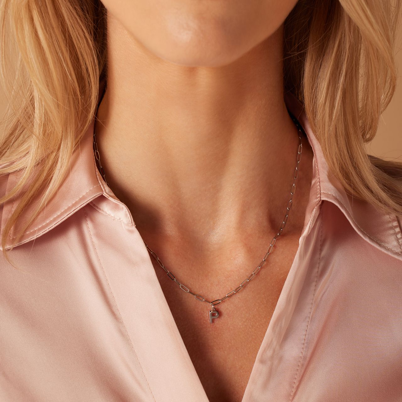 Stainless steel ketting closed forever met letter P