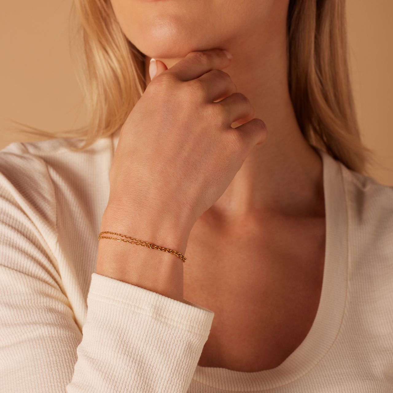 Stainless steel goldplated schakelarmband voor dames