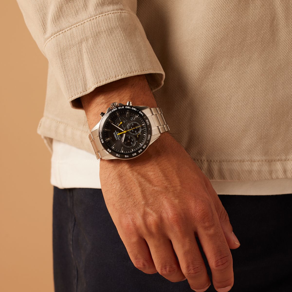 Lorus Solar-Herrenuhr mit Armband aus Edelstahl RZ507AX9