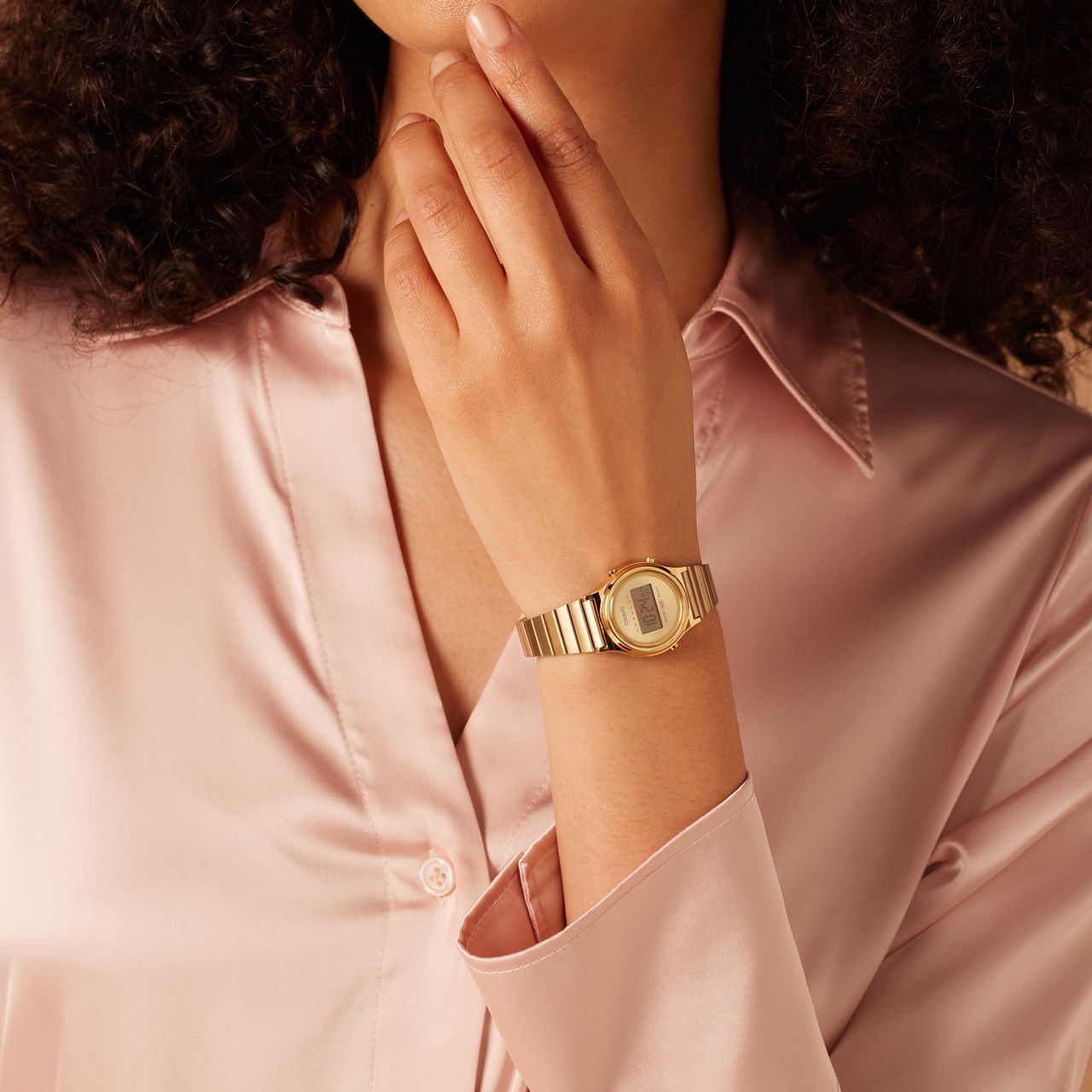 Casio Retro Damenarmbanduhr goldfarben LA700WEG-9AEF