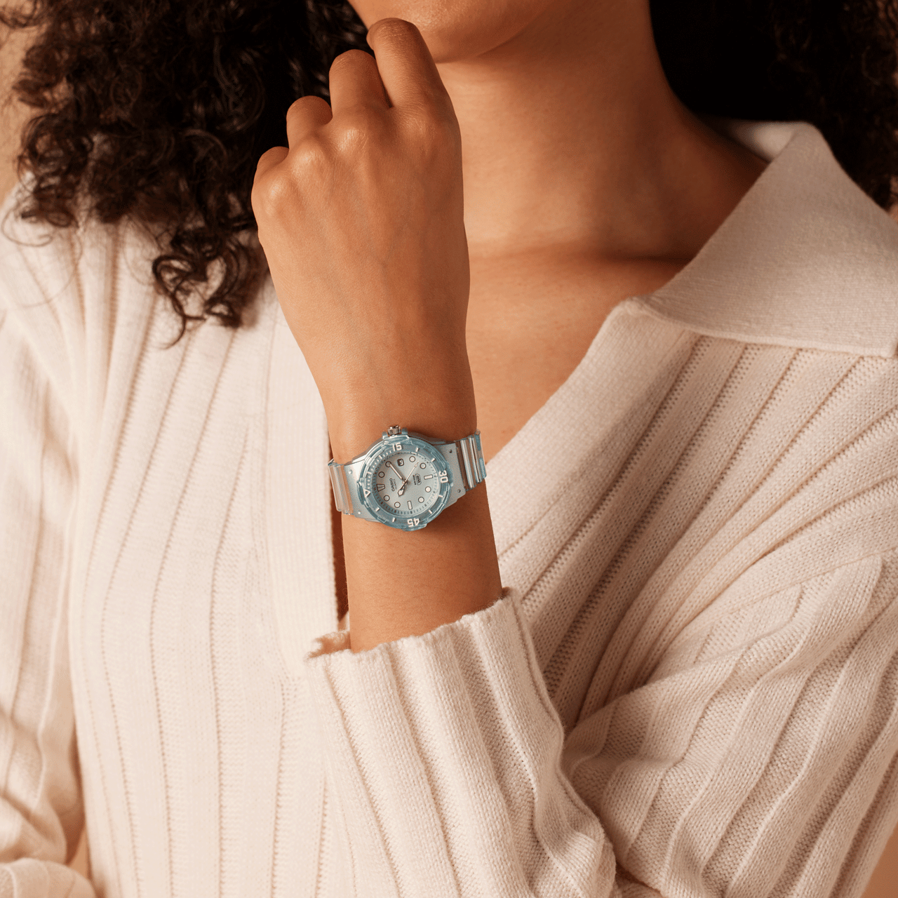 Casio Armbanduhr für Damen, Silikon, Blau, LRW-200HS-2EVEF