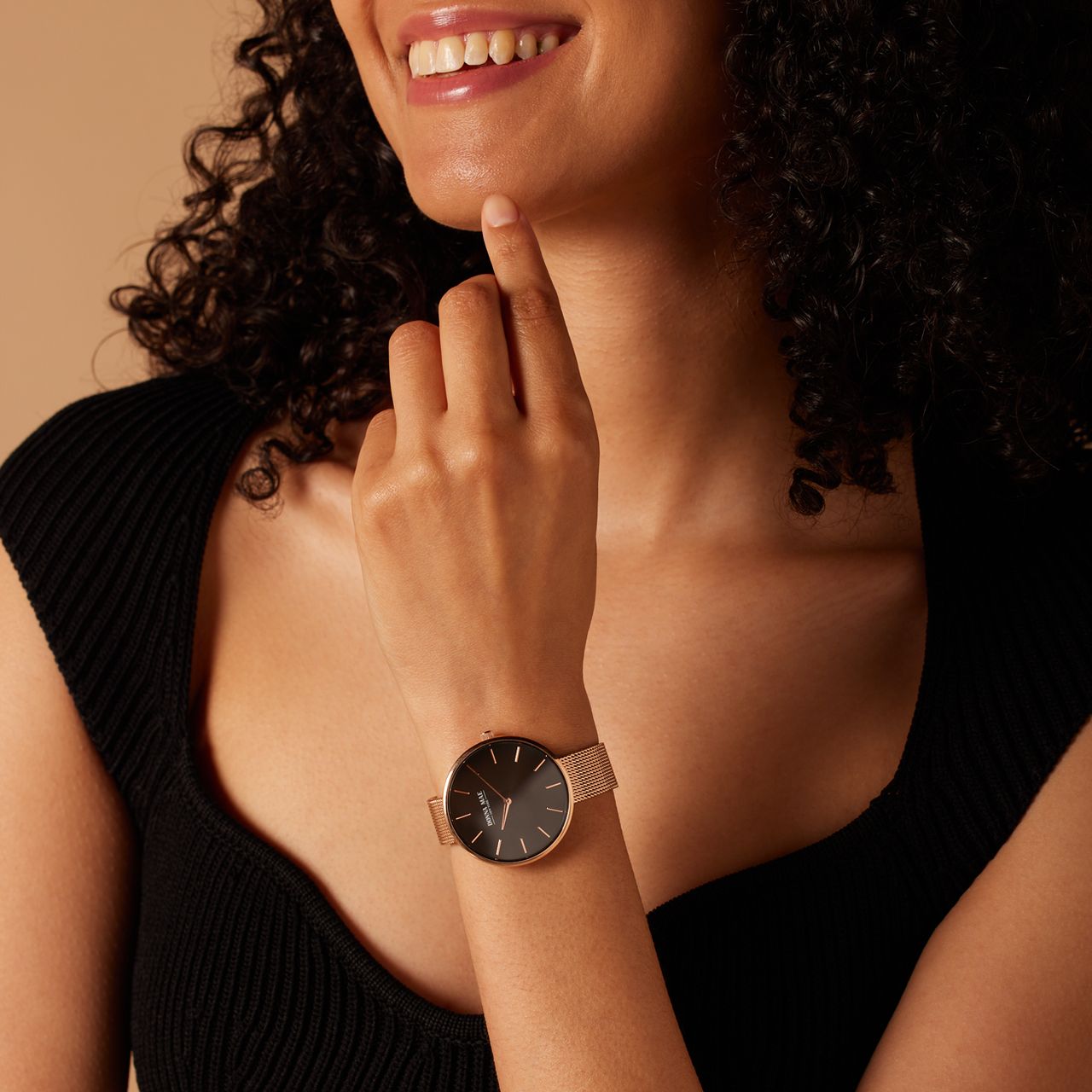 Donna Mae Uhr mit Armband aus Mesh, roséfarben