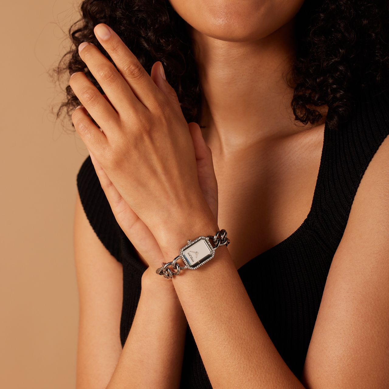 Donna Mae Uhr, silberfarben, mit Gliederarmband