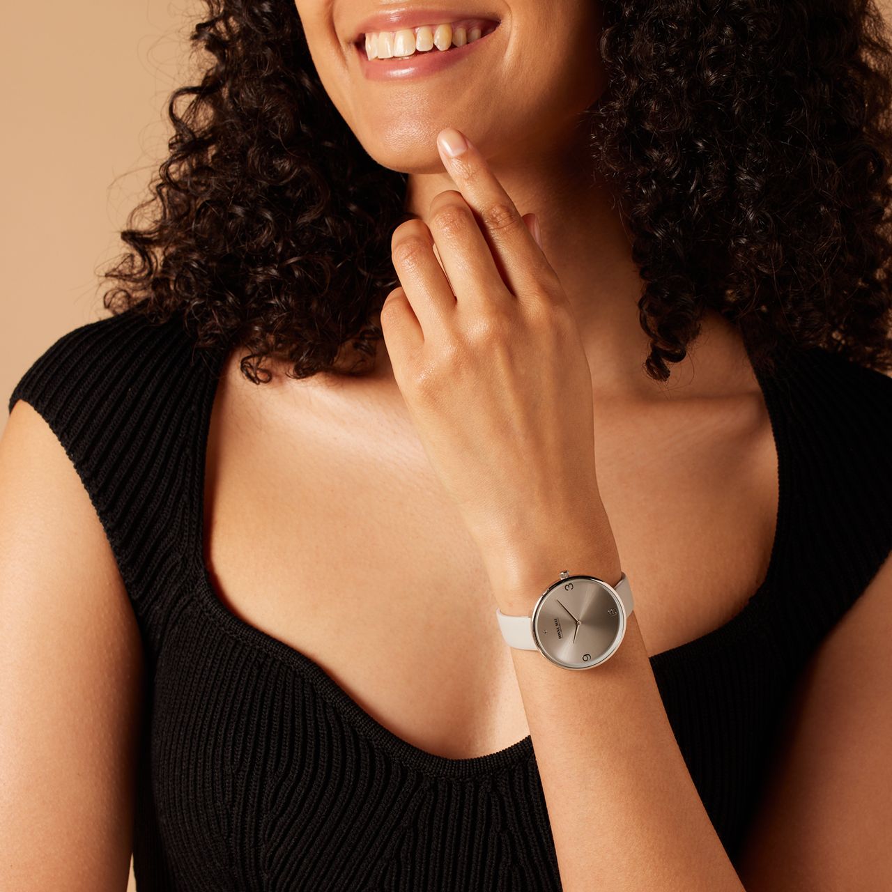 Donna Mae horloge grijze leren band en zirkonia