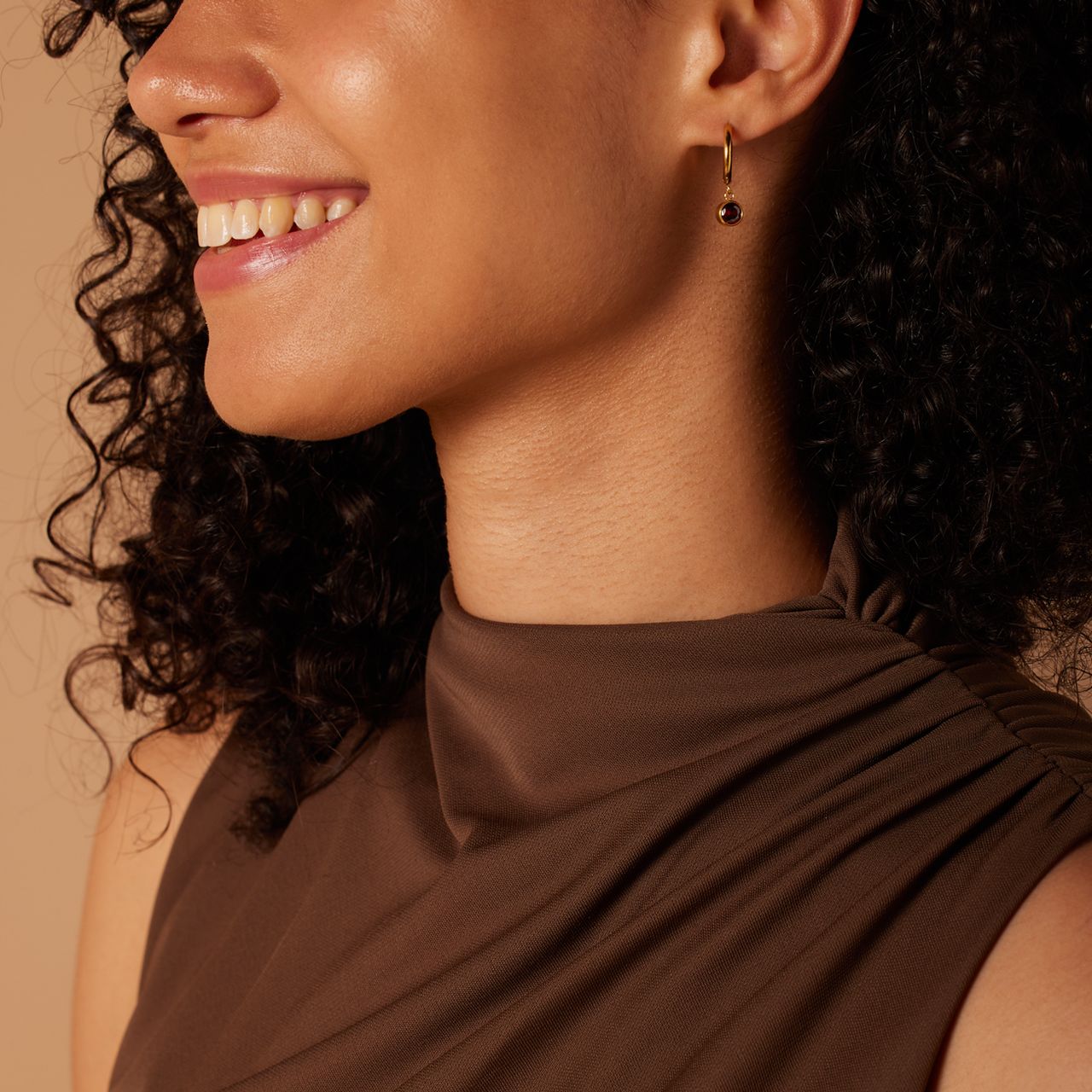 Stainless steel goldplated oorknoppen met geboortesteen Januari voor dames