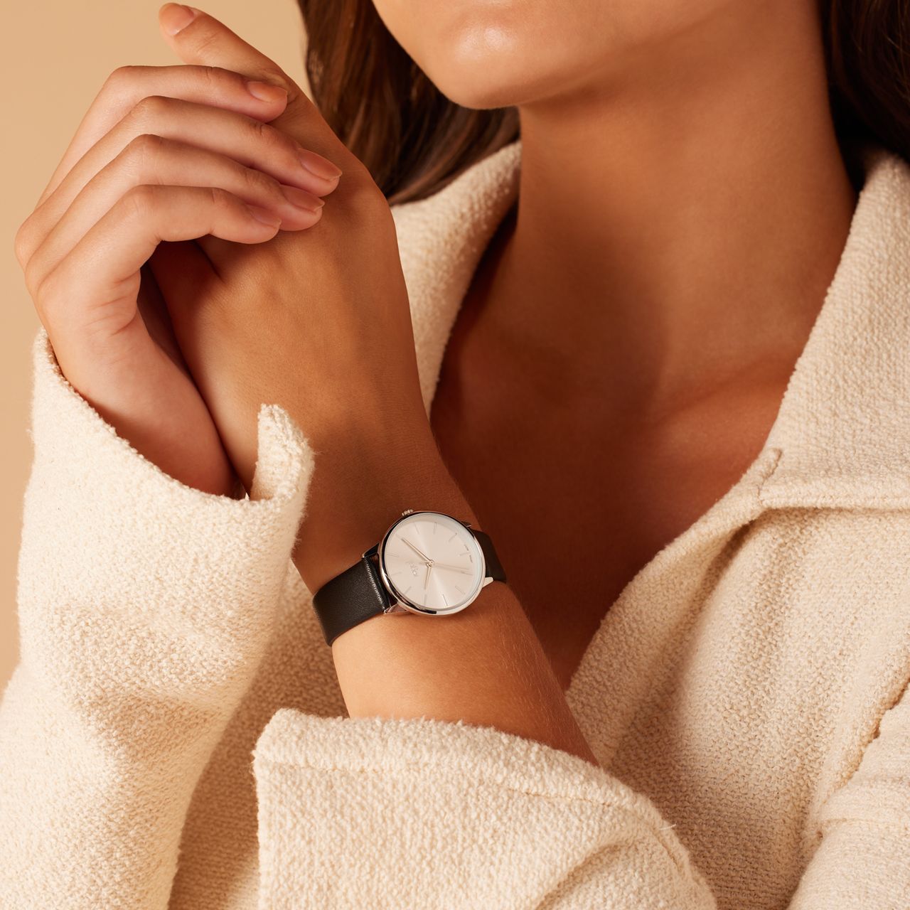 Regal dames horloge zwart, parelmoer wijzerplaat